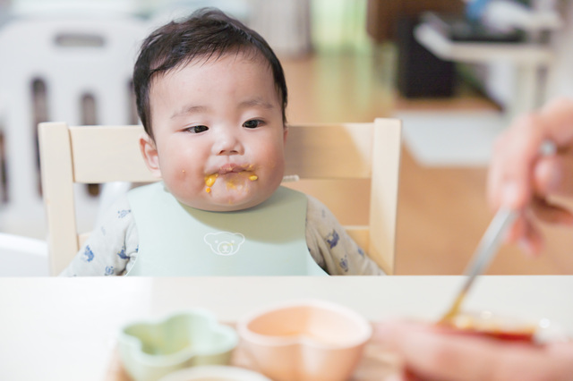 離乳食中期の冷凍ストック術｜おすすめ食材や保存方法、簡単レシピを紹介